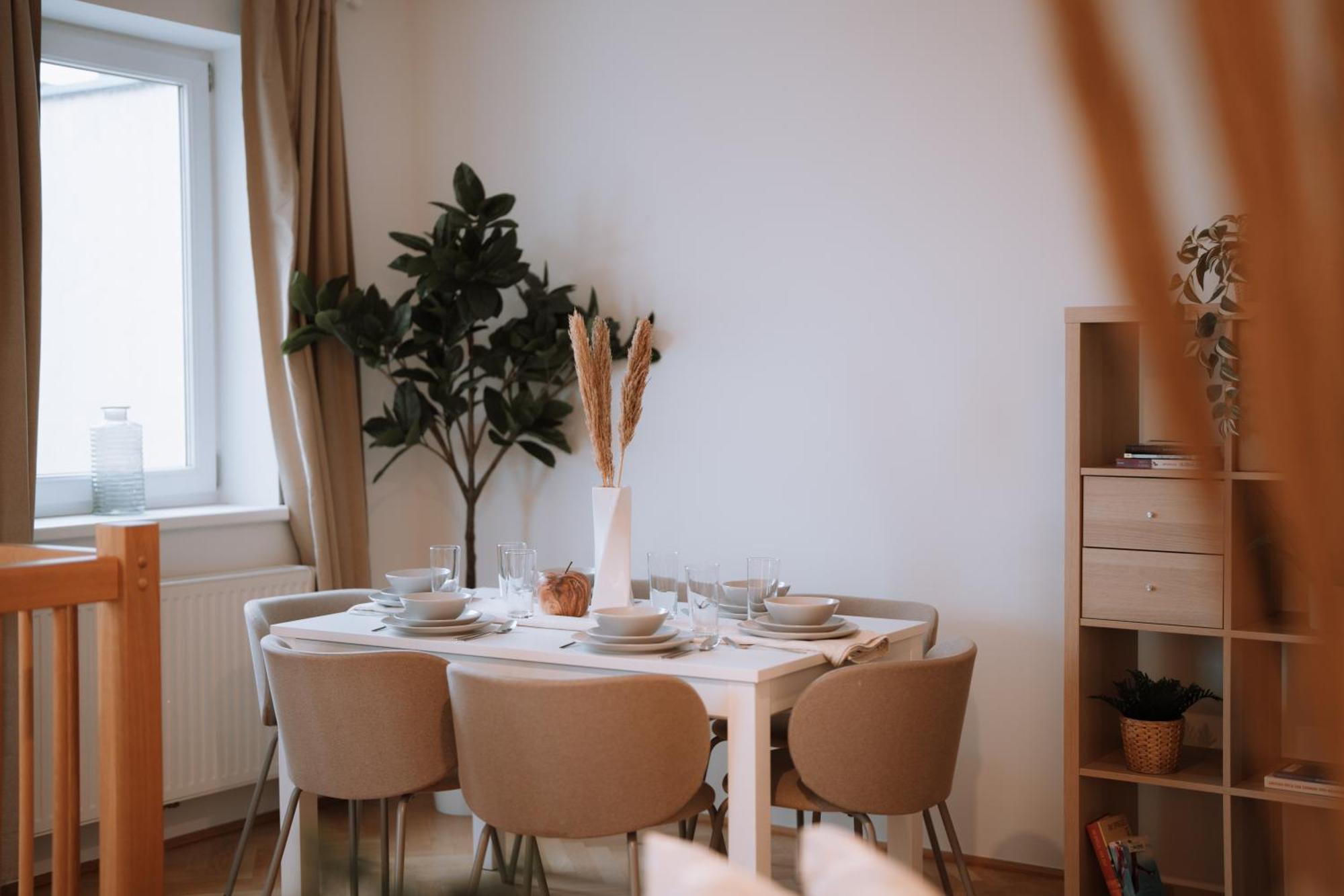 90Qm, 3 Bedrooms, Near Schoenbrunn, Balcony - Axara Housing Вена Экстерьер фото