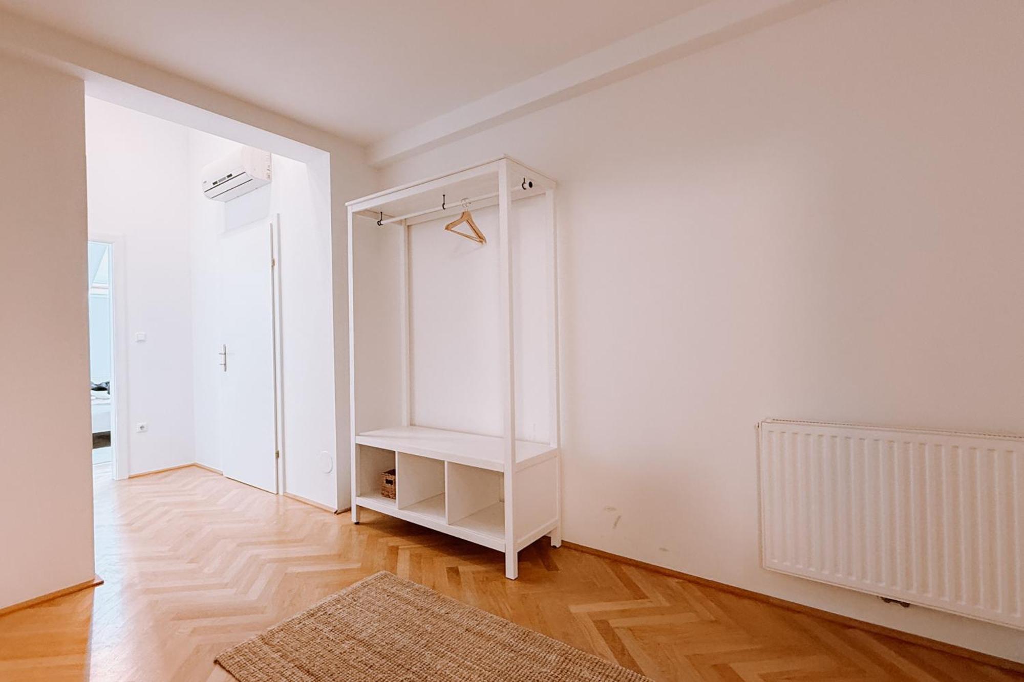 90Qm, 3 Bedrooms, Near Schoenbrunn, Balcony - Axara Housing Вена Экстерьер фото